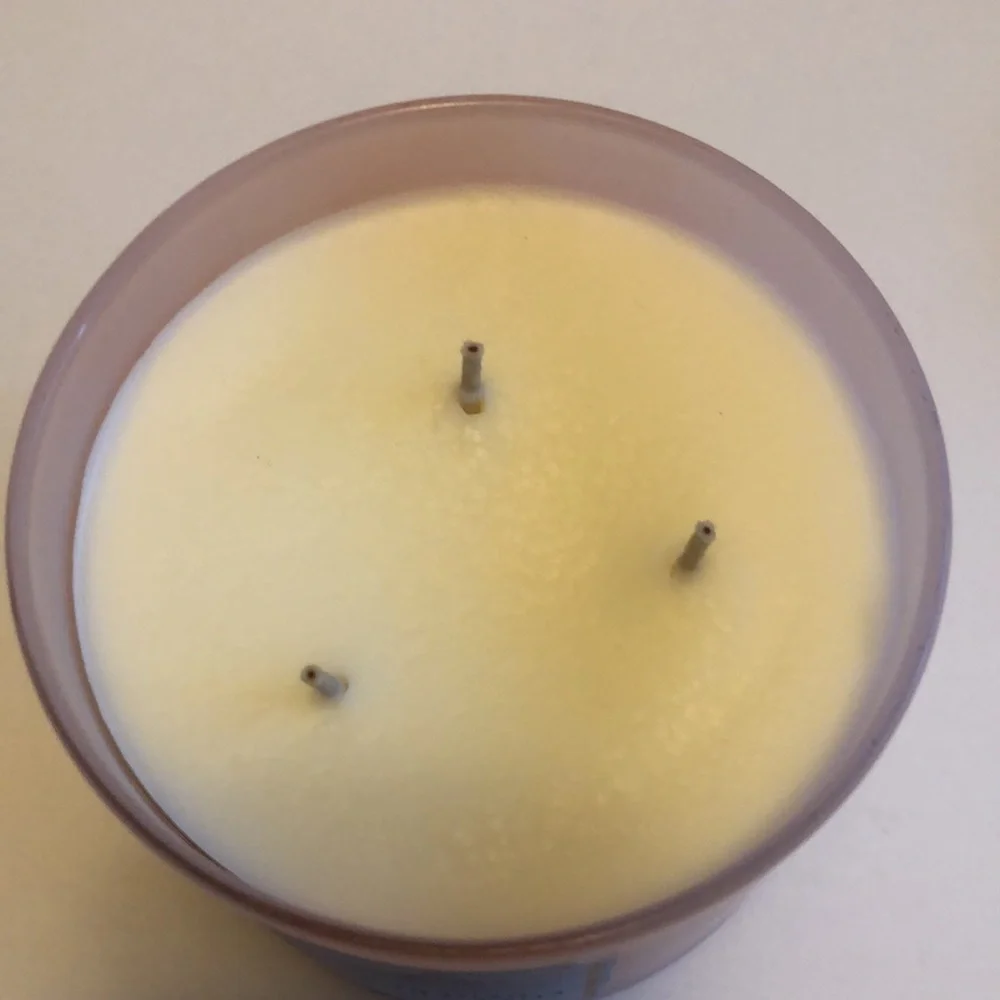 White Barn Crushed Candy Cane Candle - Picture 4 of 9